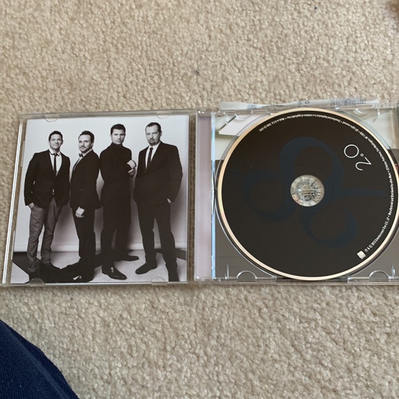 🎉❤️Host Pick❤️🎉 Signed NWOT and never played 98* 2.0 CD - Picture 2 of 3
